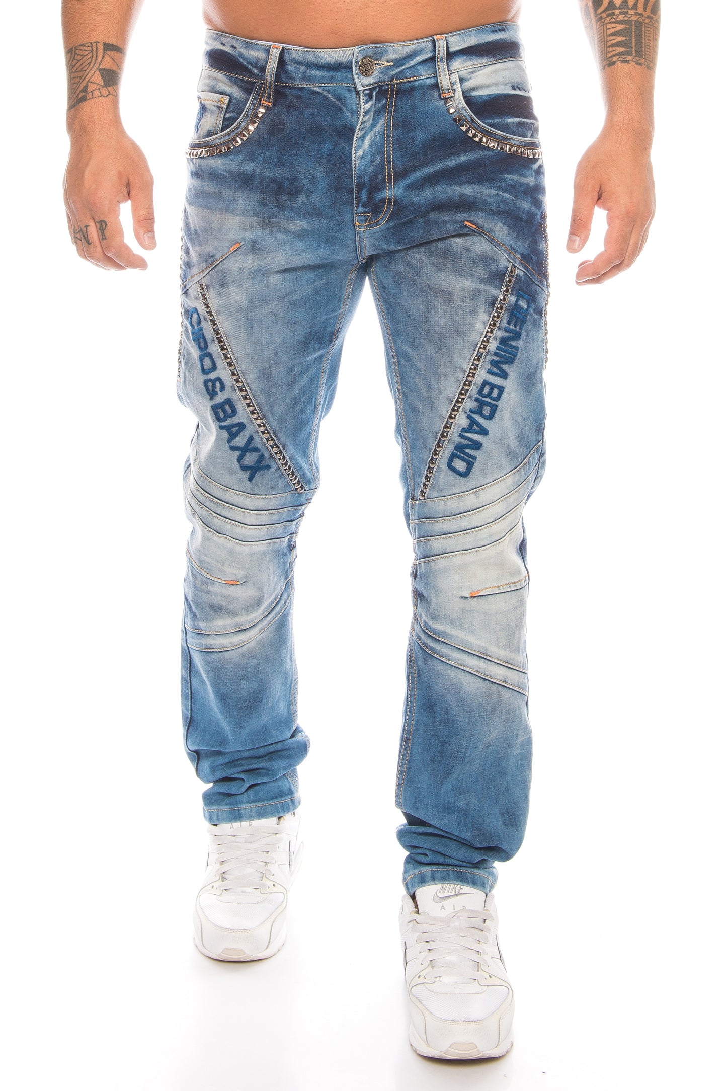 Cipo & Baxx Herren Jeans Hose in blau mit stylischer Nietenanreihung und 3D Labelschrift