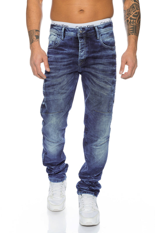 Cipo und Baxx Herren Jeans Hose in blau mit dezenter Waschung und casual Style