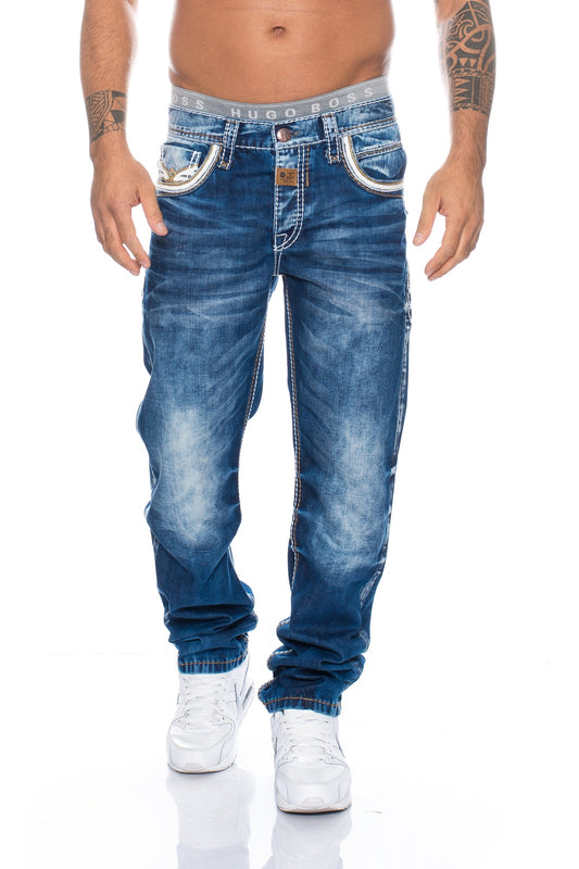 Cipo und Baxx Herren Jeans Hose in blau mit dicken Kontrast Nähten und edlen Designelementen